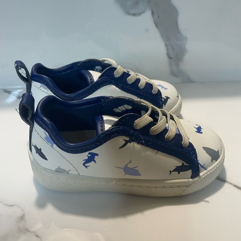 Toddler shoes